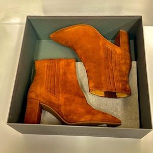 New Aquatalia Sierra Dress Suede Bootie Boots Size 6M